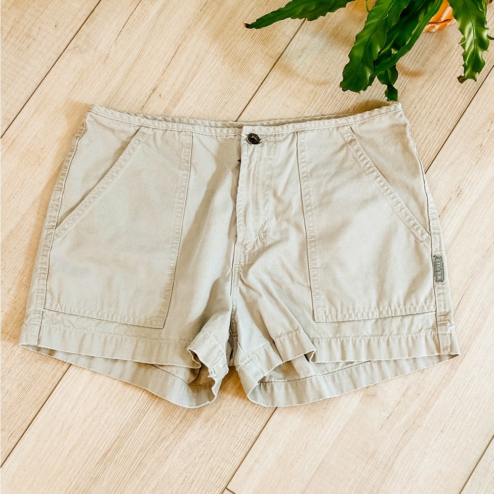 VINTAGE SILVER BRAND SHORTS • RETRO